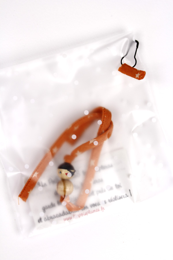 (image pour) Bracelet de Vœu à nouer Etoile Orange